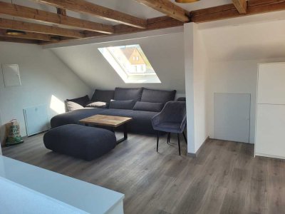 Stilvolle 2-Zimmer-Dachgeschosswohnung mit gehobener Innenausstattung in Sindelfingen