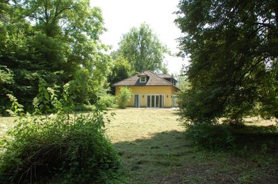 Einfamilienhaus mit Garten