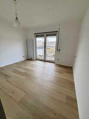 Erstbezug nach Sanierung mit EBK und Balkon: attraktive 3-Zimmer-Wohnung in Emmendingen