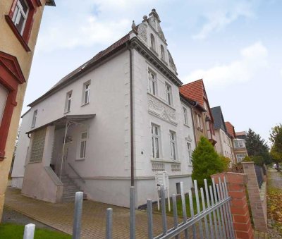 Stilvolles Mehrfamilienhaus in bester Lage von Ballenstedt: