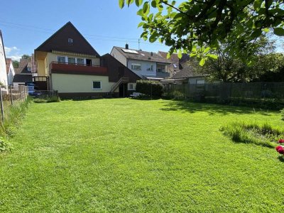 Großes Wohnhaus mit Bauplatz direkt an der Lauter