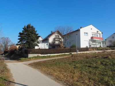 Günstiges 2-Familienhaus, zu Fuß in 5min am Bhf, renovierungsbedürftig, in Pfaffenhofen a. d. Ilm