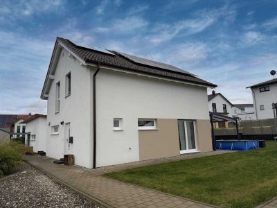 Einfamilienhaus mit großzügigem Grundstück