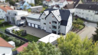 Einmalige Gelegenheit: Dreifamilienhaus mit Werkstatt und 5 Garagen – Ein Angebot, das überzeugt!