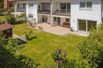 Altersgerechte Gartenwohnung mit eigenem Südgarten und Terrasse in ruhiger Lage