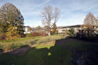 Erstbezug ! - Luxuriöse,  2- Zimmerwohnung im 1. OG mit großen Balkon im Kurviertel.