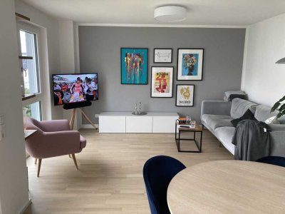 Moderne 3,5 Zimmer-Wohnung in zentraler, ruhiger Lage mit Balkon