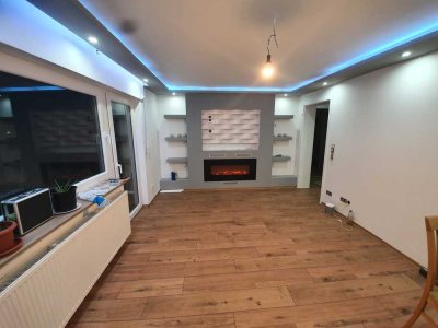 Exklusive, modernisierte 4-Zimmer-EG-Wohnung mit geh. Innenausstattung mit EBK in Allmersbach Im Tal