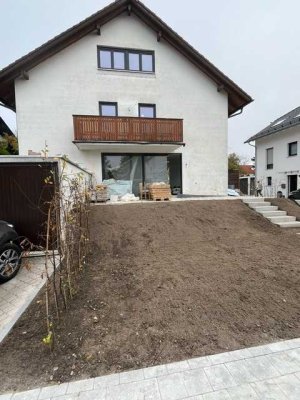 Schönes 5-Zimmer-Reihenendhaus mit gehobener Innenausstattung in München Moosach