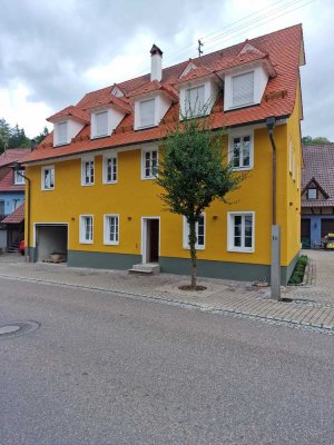 Schöne, helle barrierefreie Erdgeschosswohnung mit renoviertem Bad