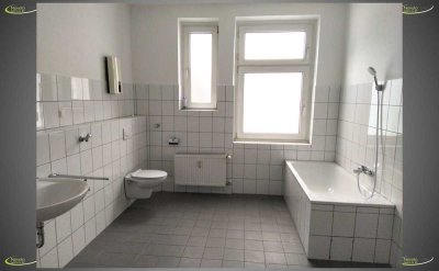 Große 3 Zimmer Wohnung Am Hamborner Markt