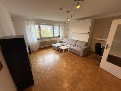 Modernisierte 1-Zimmer-Wohnung am Südfriedhof mit Stellplatz