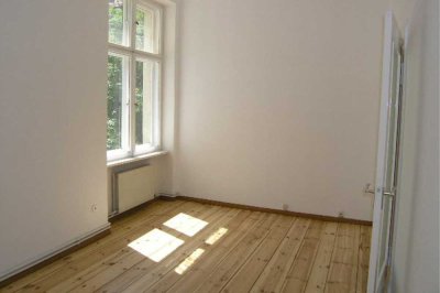 Bezugsfrei: 2 Zimmerwohnung mit Aussicht