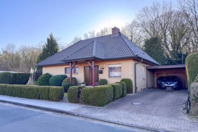 Ebenerdig wohnen & Platz für die Zukunft: Bungalow mit Ausbaureserve -Garten- Keller-Garage