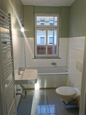 2 Zimmer Wohnung, neu saniert, EG Hochparterre, Katharinenstr. 28