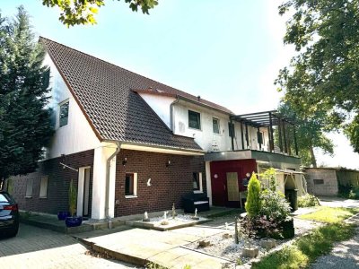 Mehrfamilienhaus mit potentiellem Baugrundstück im idyllischen Wittorf bei Lüneburg!