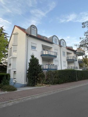 Erstbezug nach Sanierung: schöne 3-Zimmer-Maisonette-Wohnung mit Terrasse