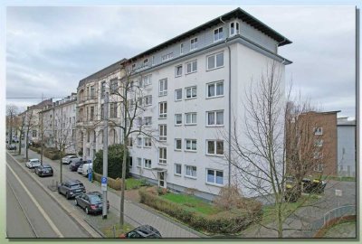 Frei werdende 3-ZKB mit Balkon, Kassel-West, Goethestraße