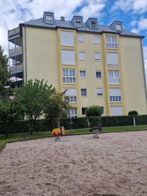 Exklusive, gepflegte 3-Raum-EG-Wohnung mit EBK in Rastatt