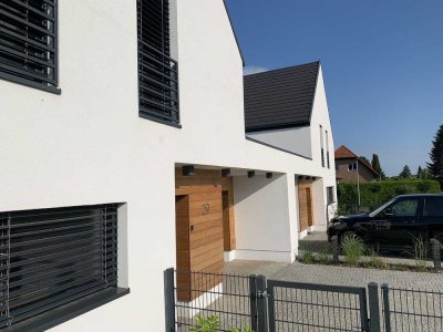 EXKLUSIVES EINFAMILIENHAUS mit hochwertiger Ausstattung und mit zukunfssicherem Energieträger