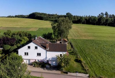 Geräumiges Einfamilienhaus in schöner Ortsrandlage