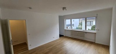 Stilvolle helle 1-Zimmer-Wohnung in Frankfurt am Main