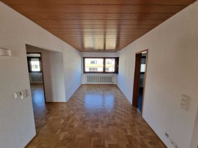 ***Großzügige 5-Zi.-Wohnung mit wundervollem Ausblick***