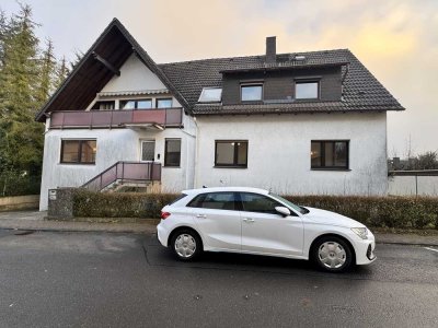 WOHNHAUS mit  Garage -renovierungsbedürftig-mit ursprünglicher Baugenehmigung als Zwei- Familienhaus