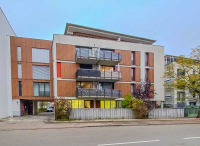 Lichtdurchflutete 2 ZKB Etagenwohnung mit Balkon 
in Augsburg-Haunstetten zu vermieten!