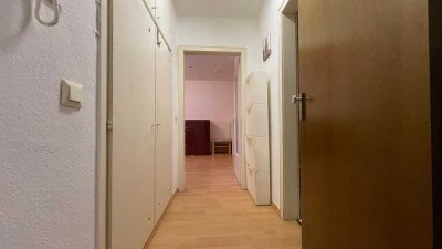 moblierte 1- Zimmer Wohnung mit abgetrennten Schlafbereich  u. Balkon und EBK in Mönchengladbach