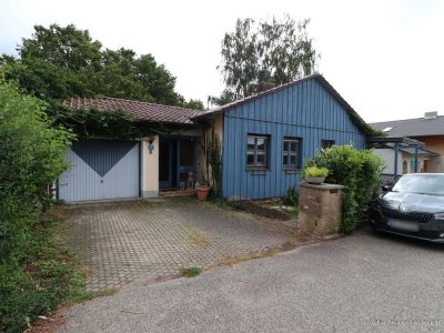 Rogglfing! Einfamilienhaus mit Garage in ruhiger Wohnsiedlung (240731)