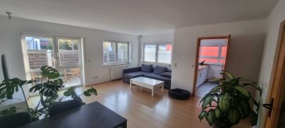 Helle, moderne 3-Zimmer-Wohnung mit Terrasse und Einbauküche in Rottenburg-Kiebingen