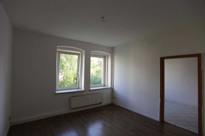 Gemütliche Singlewohnung - mit Einbauküche! zum Hof gelegen