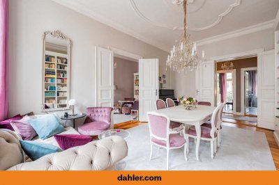 Elegantes Wohnen im Altbau: Luxuriöse Beletage am Schlosspark Sanssouci mit eigenem Garten