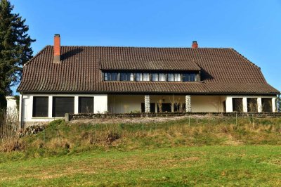 Einzigartiges Landhaus auf traumhaftem Grundstück