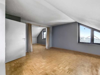 Großzügige 5-Zimmer-Wohnung mit Balkon & Garage