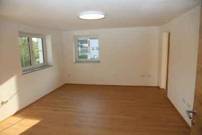 ERSTBEZUG - geräumige 75m² Wohnung im Ortskern von Hörsching