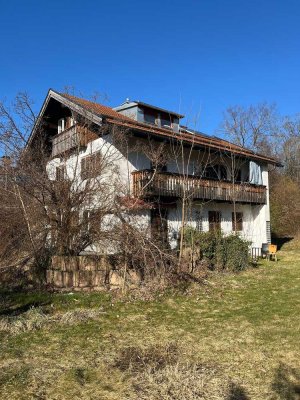 Großzügiges Grundstück mit Altbaubestand (1.230 m²) – Derzeit vermietet als Monteurunterkunft