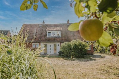 Versteckt wie ein Juwel – Einfamilienhaus auf Pfeifenstilgrundstück in Ratzeburg zu kaufen!