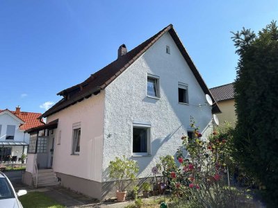 Bezahlbares Zweifamilienhaus  in ruhiger Lage an Stadtrand von Regensburg