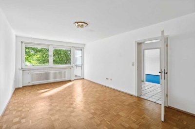 helle 2 Zimmer-Wohnung mit Balkon + Garage!