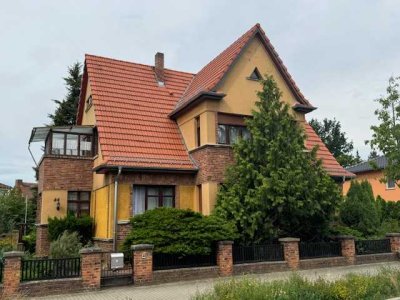 Stilvolle großzügige Villa in Luckenwalde zum Kauf