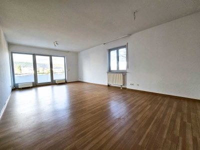 Exklusive 2-Zimmer Erdgeschosswohnung mit Balkon in gehobener Wohngegend