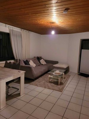 2 Zimmer Wohnung im 1. OG mit Küche, Terrasse und Stellplatz