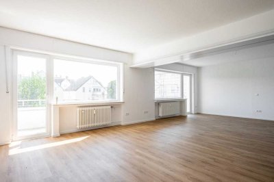 KEINE KÄUFERPROVISION 1a renovierte 3-4 Zimmerwohnung mit Balkon in Bielefelds östlicher Innenstadt