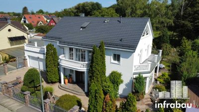 Luxuriöse Villa mit Pool! Auch Ratenkauf möglich!