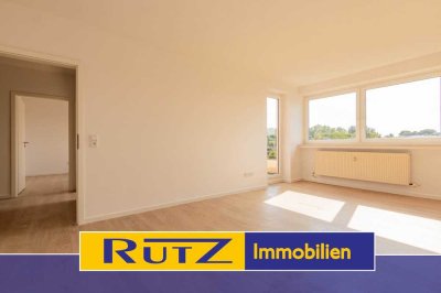 Achim | Renovierte 2 Zi.-Dachgeschosswohnung mit Balkon