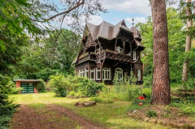 Denkmalgeschütztes Landhaus im Wald am Zeuthener See