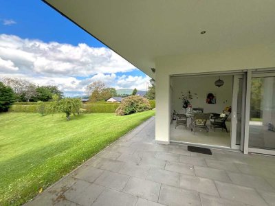 Eine Seltenheit in Baden-Baden - Winkelbungalow in Aussichtswohnlage