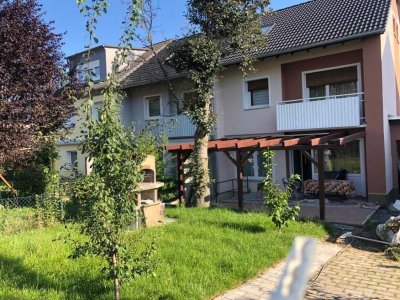 Modernes Reihen Haus 6 Zimmer mit Garten/Terasse/Garage in Diez Schläfer Keine Renovierung notwendig